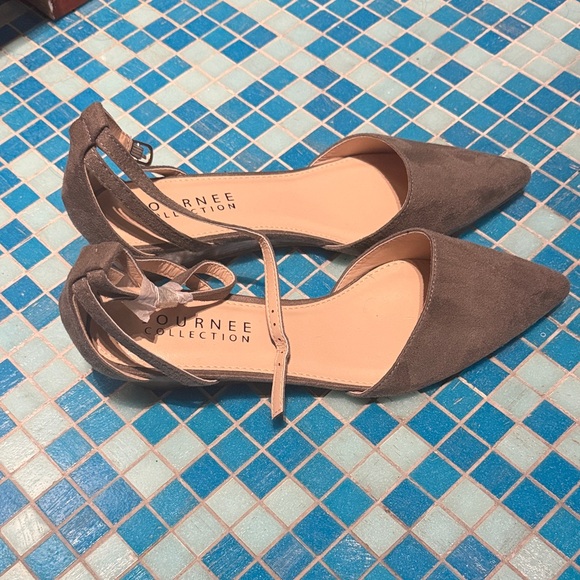 Journee Collection Shoes - Journee Collection gray Pointed Toe Ankle-Strap Flats